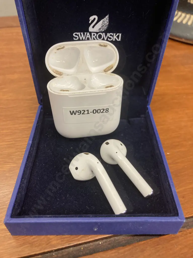 Apple AirPods With Charging Case (Model A1602) Image 1++